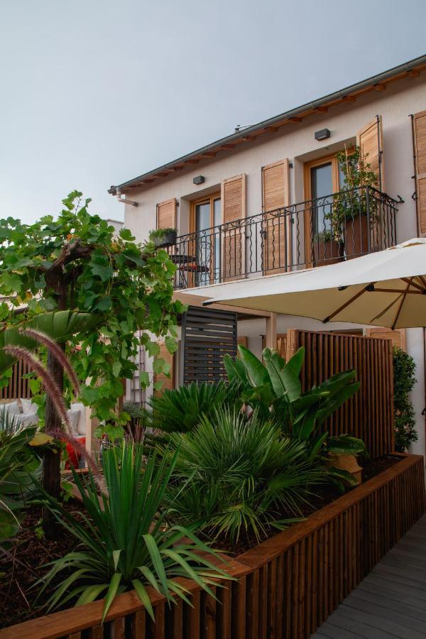 Unique Boutique Hotel Antibes Juan-Les-Pins 外观 照片