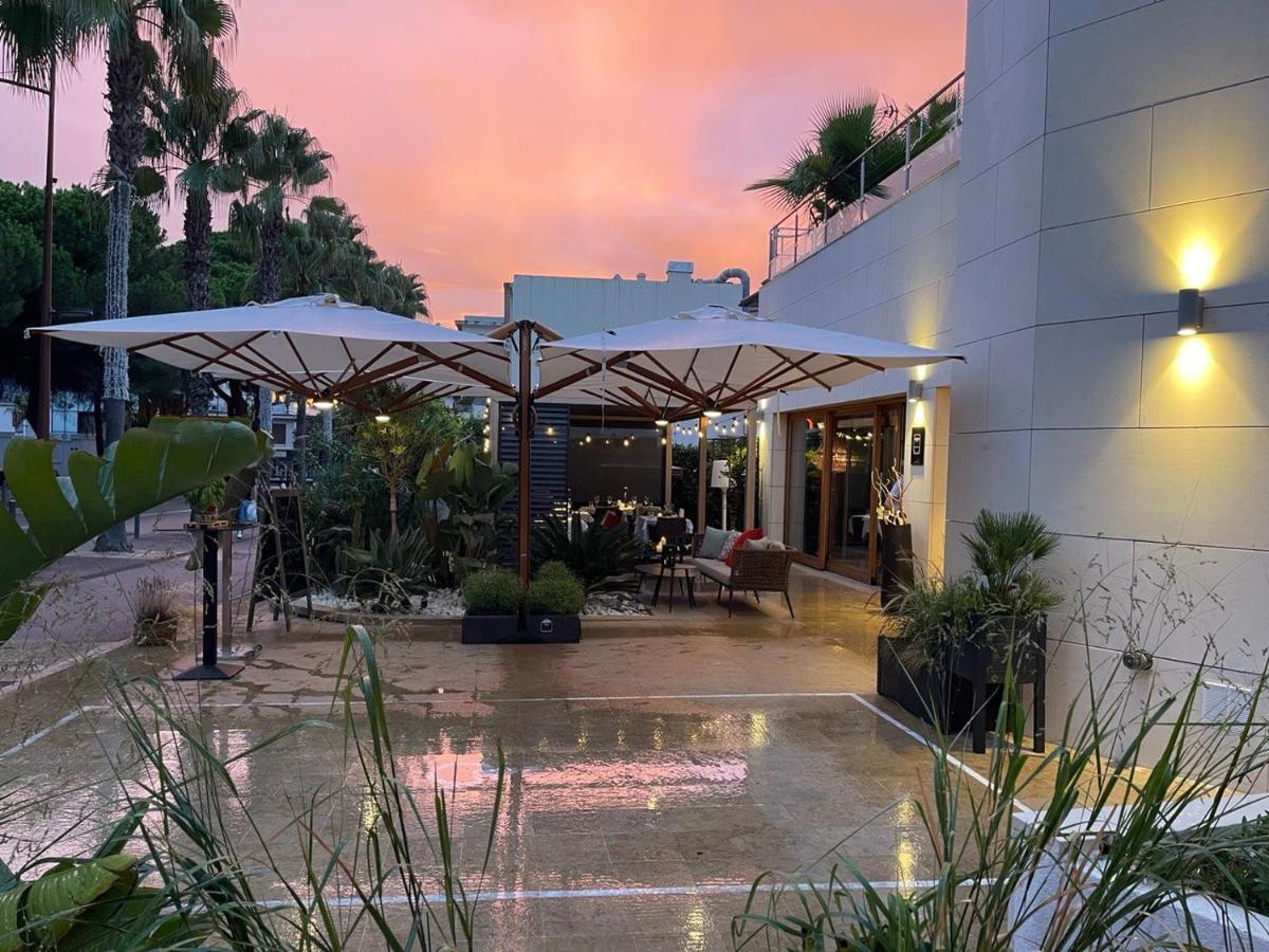Unique Boutique Hotel Antibes Juan-Les-Pins 外观 照片