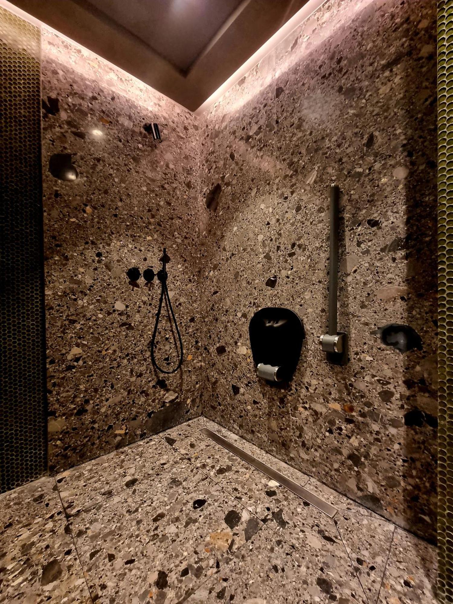 Unique Boutique Hotel Antibes Juan-Les-Pins 外观 照片