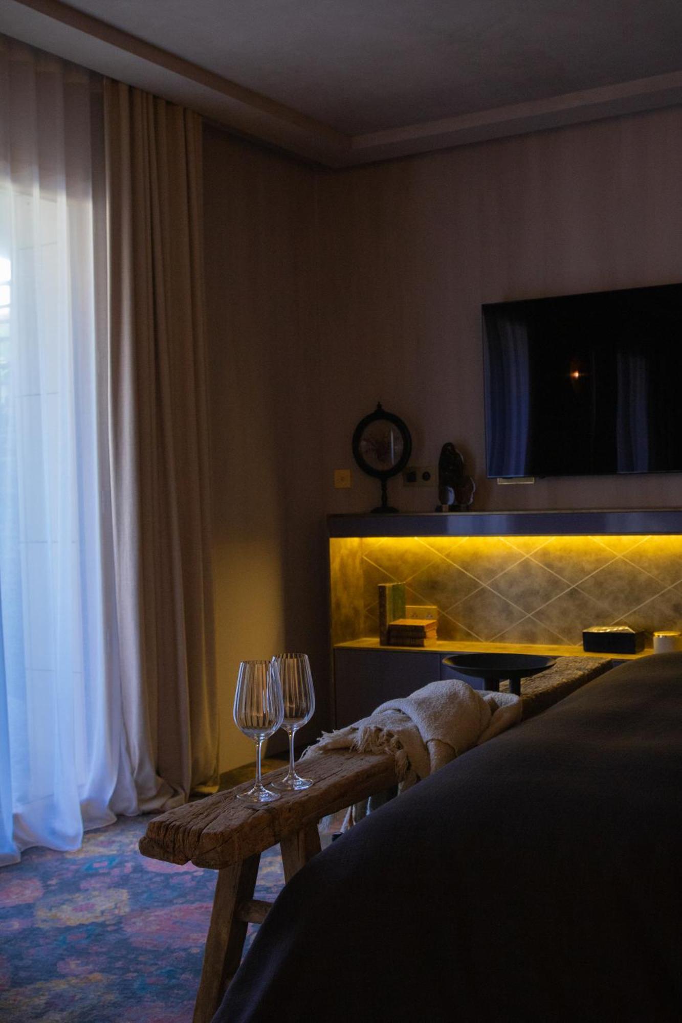 Unique Boutique Hotel Antibes Juan-Les-Pins 外观 照片
