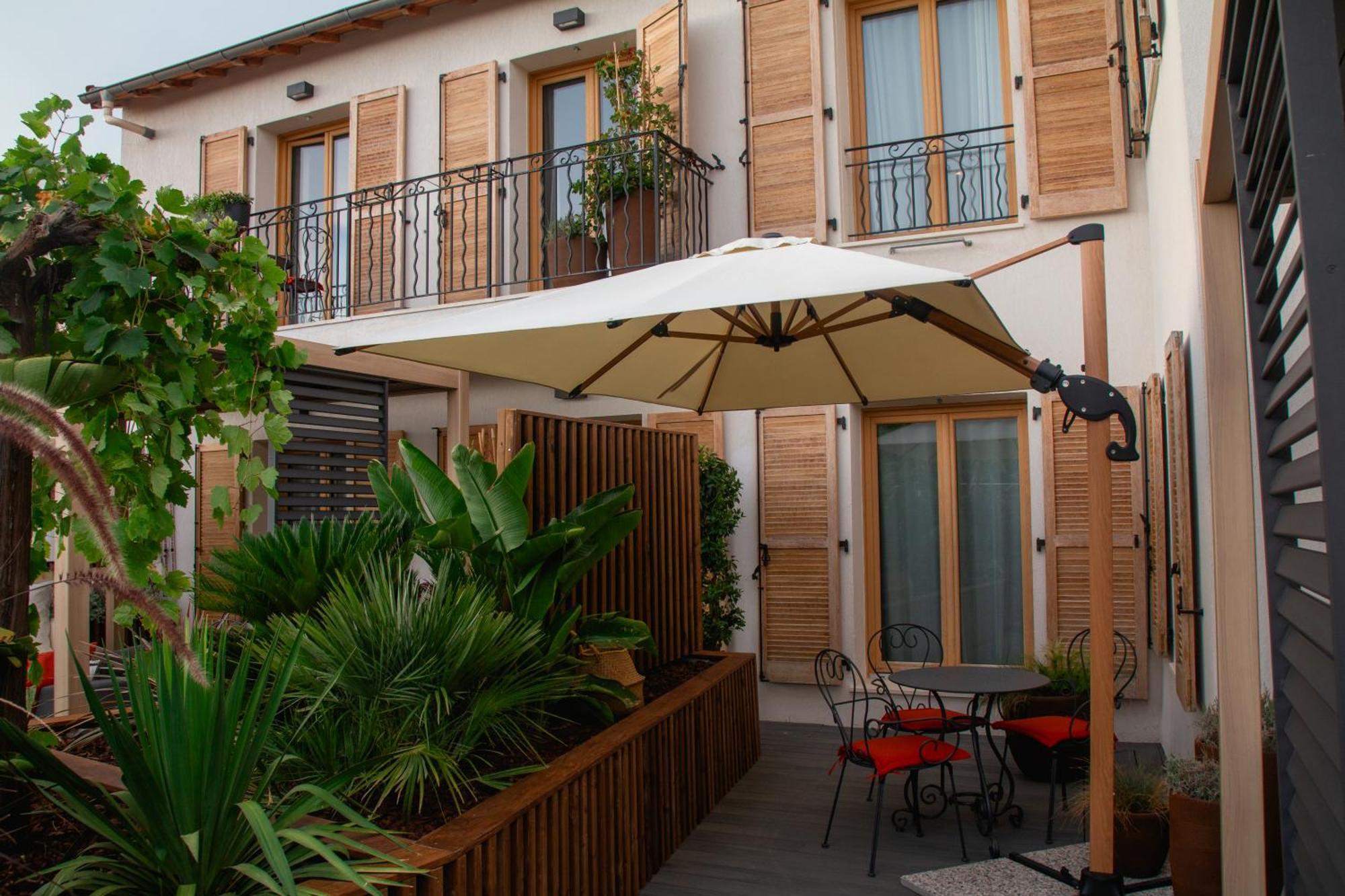Unique Boutique Hotel Antibes Juan-Les-Pins 外观 照片